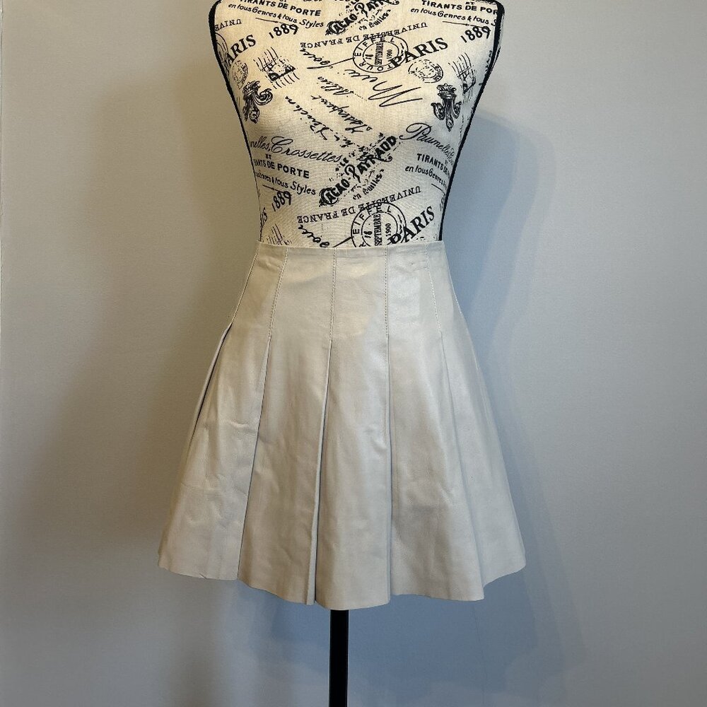 LAMARQUE Collection - Skirt - NWT - Never worn brand new